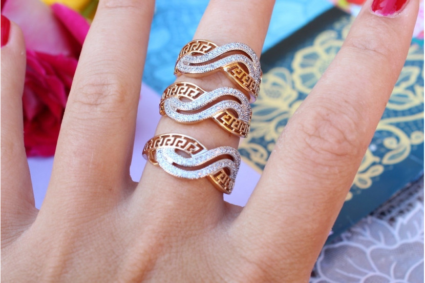 Кільце Xuping Jewelry з родієм дві хвилі з грецьким візерунком р 16 золотисте