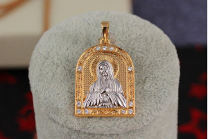 Ладанка Xuping Jewelry у формі арки з камінням пресвята Богородиця 2,5 см комбінована