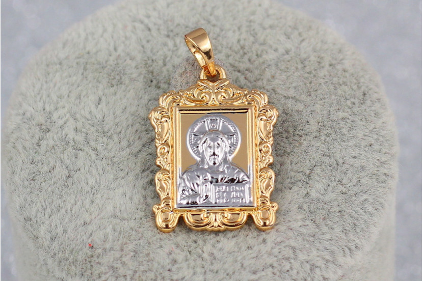 Ладанка Xuping Jewelry прямокутна з завитками Ісус Христос 2 см комбінована