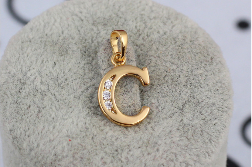 Кулон Xuping Jewelry літера C 1.5 см золотистий