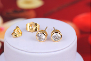 Сережки гвоздики Xuping Jewelry каміння з обідком 5 мм золотисті