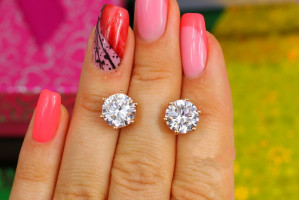 Сережки гвоздики Xuping Jewelry з камнем на шість кріплень 9 мм золотисті