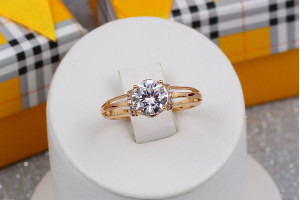 Кільце Xuping Jewelry три смуги тримають фіаніт 7 мм р 17