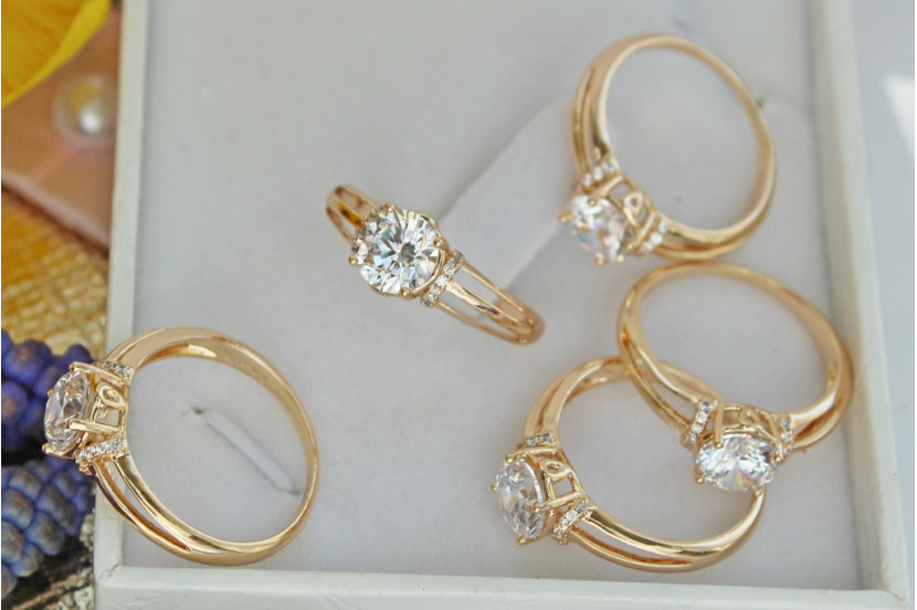 Кільце Xuping Jewelry три смуги тримають фіаніт 7 мм р 18 золотисте