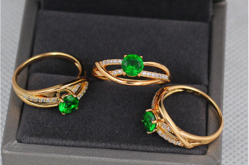 Кільце Xuping Jewelry хвилі з зеленим каменем р 17 золотисте