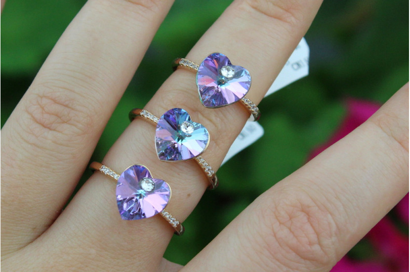 Кільце Xuping Jewelry сердечко Сваровскі фіолетове хамелеон р 16 золотисте
