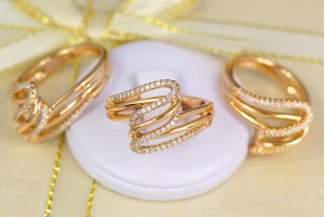 Кільце Xuping Jewelry підвійна змійка р 19 золотисте