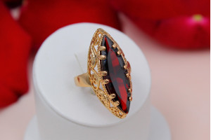 Кільце Xuping Jewelry Маркіз з червоним камнем р 17 золотисте