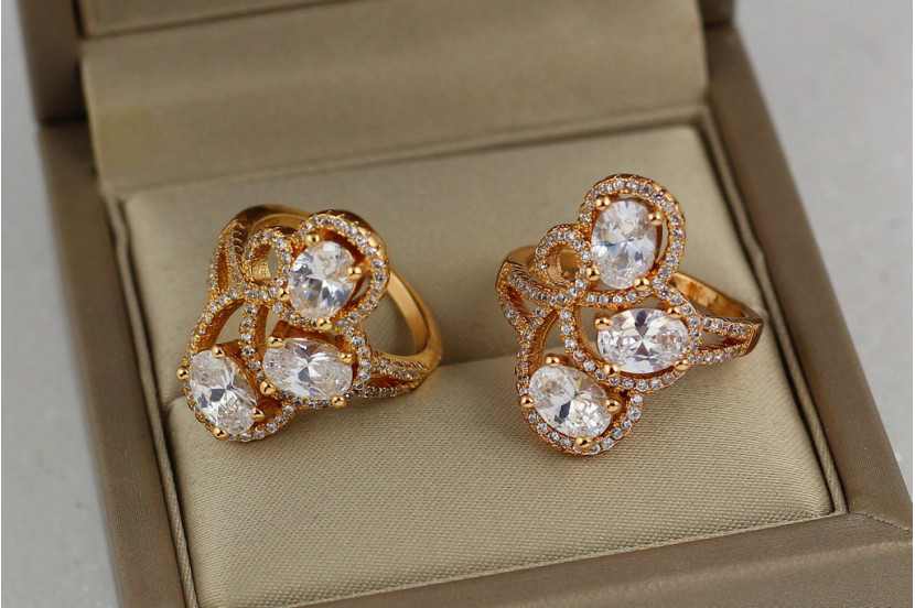 Кільце Xuping Jewelry перстень завитки з трьома великими каменями р 16 золотисте