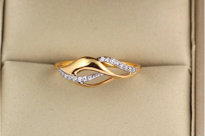 Кільце Xuping Jewelry три хвилі з родієм р 17 золотисте