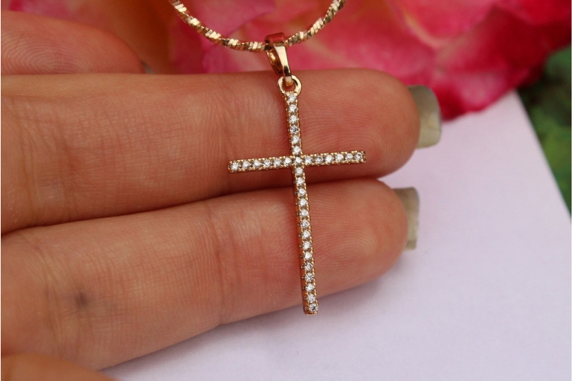 Хрестик Xuping Jewelry тонкий рівні краї 2.7 см з фіанітами золотистий
