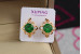 Сережки Xuping Jewelry різьблений ромбик з зеленим камінцем 1.5 см золотисті