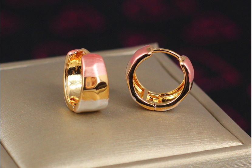 Сережки Xuping Jewelry широкі грановані колечка веселка 1,5 см золотисті