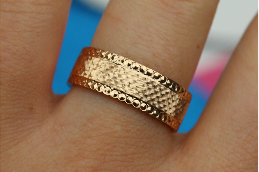 Обручка Xuping Jewelry гранчаста американка 7 мм 20 р золотиста