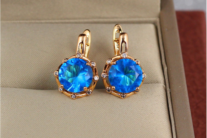 Сережки Xuping Jewelry блакитні восьмигранники 1.8 см золотисті
