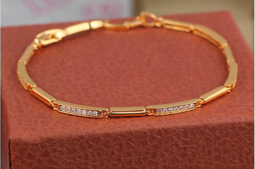 Браслет Xuping Jewelry витонченість доріжка з фіанітами й без 17 см 3 мм золотистий