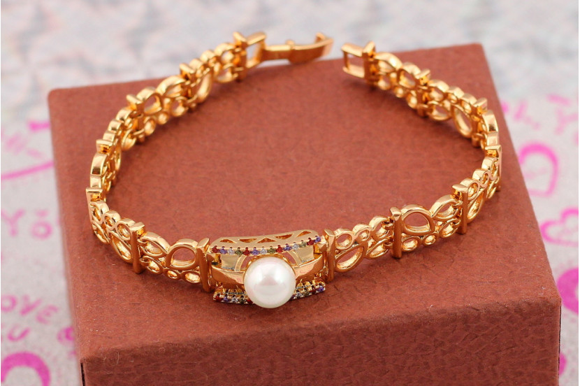 Браслет Xuping Jewelry широкі різблені ланки з перлиною посередині 19.5 см 13 мм золотистий