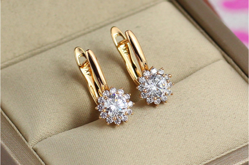 Сережки Xuping Jewelry хризантема 1.8 см золотисті