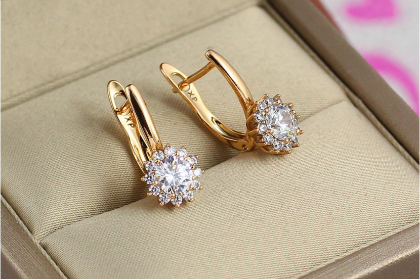 Сережки Xuping Jewelry хризантема 1.8 см золотисті