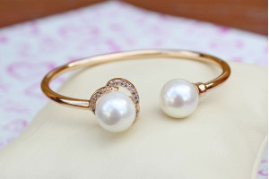 Браслет бенгл Xuping Jewelry перлинна казка 60 мм 3 мм на руку від 17 см до 19 см золотистий