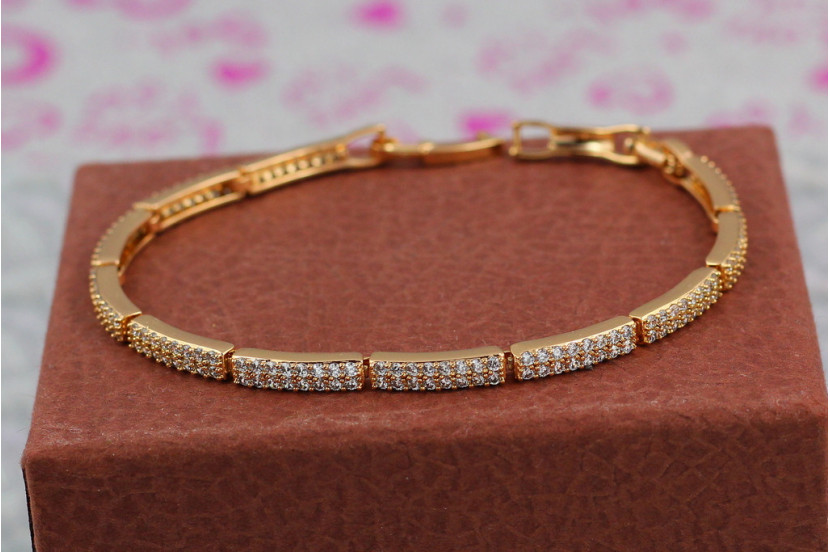 Браслет Xuping Jewelry вагончики з каменями 19 см 5 мм золотистий