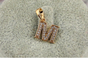 Кулон Xuping Jewelry літера M довжина 1,2 см золотистий