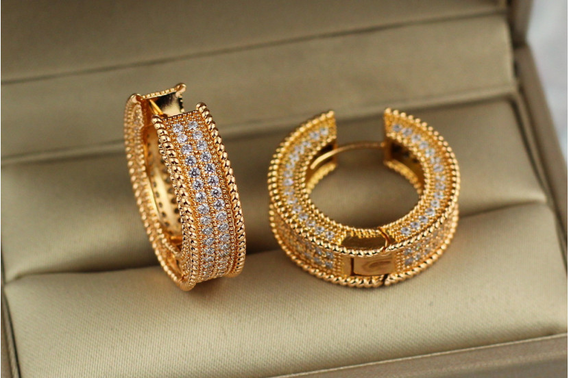 Сережки Xuping Jewelry кільця цариця 2 см золотисті