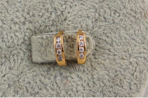 Сережки Xuping Jewelry чотири камінці 1.1 см золоті