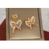Сережки гвоздики Xuping Jewelry перлинні бантики 1.8 см золотисті