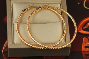 Сережки кільця Хuping Jewelry 5 см золоті