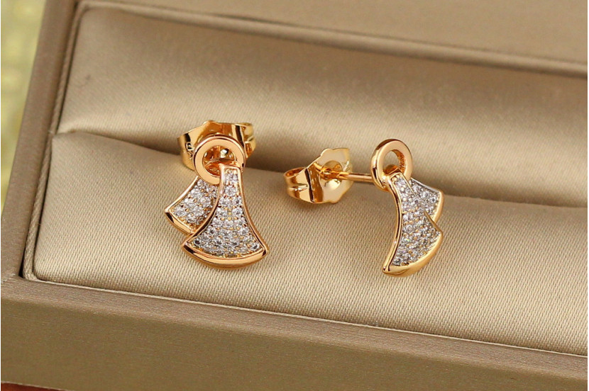 Сережки гвоздики Xuping Jewelry косиночка з родієм1.4 см золотисті