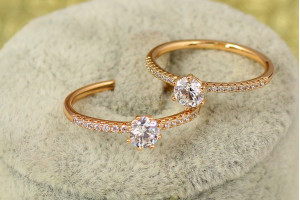 Кільце Xuping Jewelry тонке з камінням з боків р 19