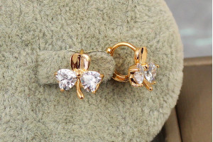 Сережки дитячі Xuping Jewelry бутон із білими фіанітами 1.2 см золотисті