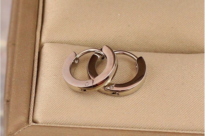 Сережки кільця Хuping Jewelry гладкі 1.4 см сріблясті