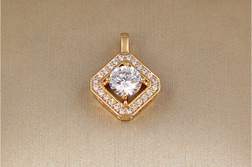 Кулон Xuping Jewelry ромб вербсаче з литим вушком 1.7 см золотистий