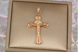 Хрестик Xuping Jewelry з розп'ємом краю тюльпан 3.3 см золотистий