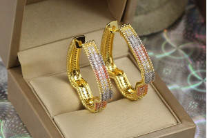 Сережки кільця Xuping Jewelry лілія радуга з камінням 3.4 см лимонне золото