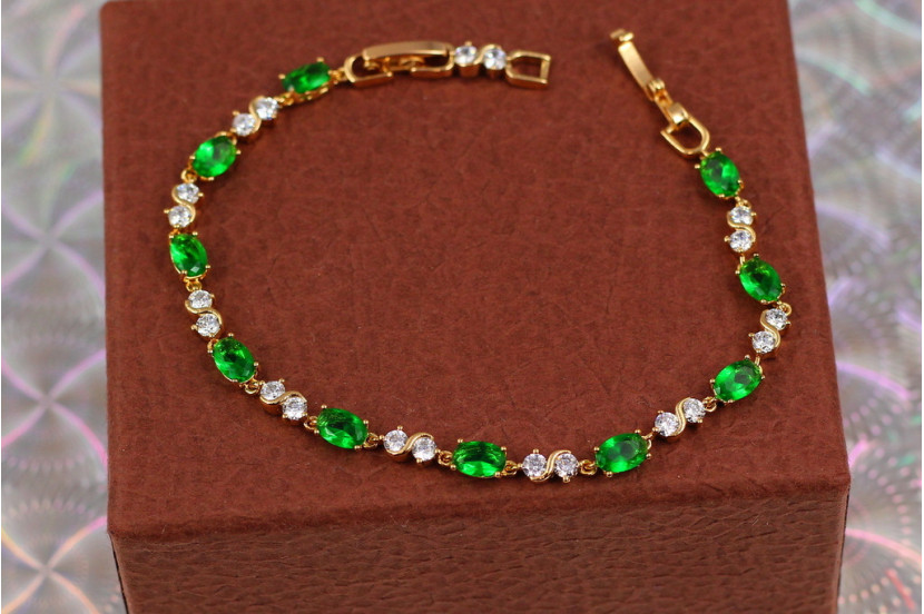 Браслет Xuping Jewelry хвиля із зеленим камінням 19 см 4 мм золотистий