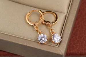 Сережки підвіски Xuping Jewelry камінчик на ланцюжку на шість кріплень 2.3 см 6 мм золотисті