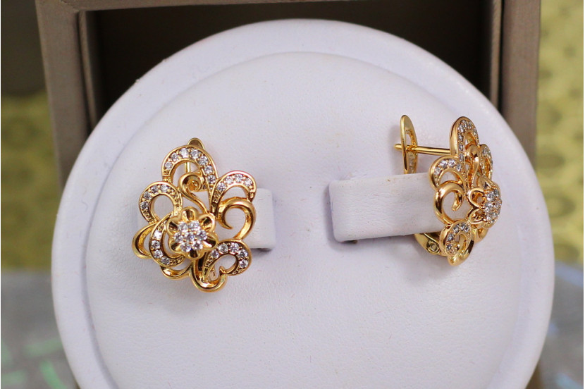 Сережки Xuping Jewelry гарна казка 1.8 см золотисті
