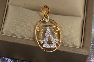 Кулон зодіак Xuping Jewelry ваги 2.6 см із родієм золотистий