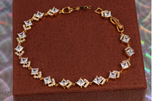 Браслет Xuping Jewelry будиночок 17.5 см 6 мм золотистий