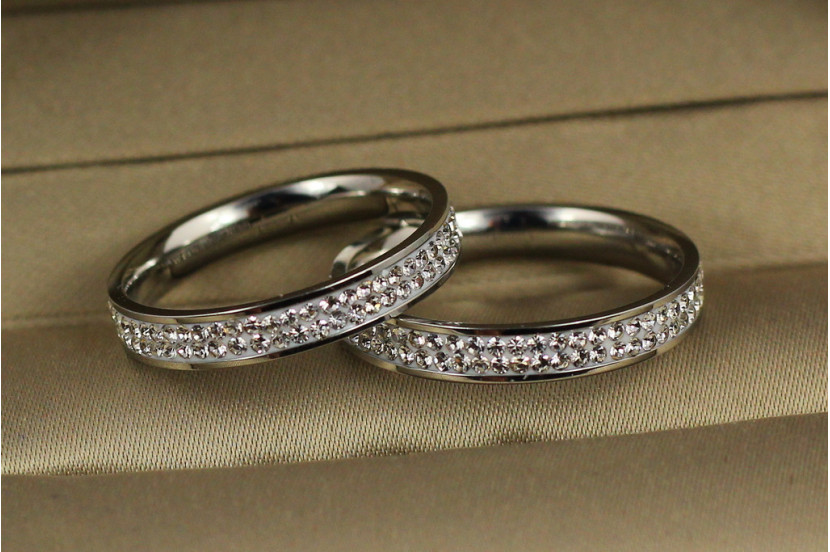 Кільце Xuping Jewelry дві доріжки по колу з бортиками по краях р 19 сріблясте
