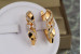 Сережки Xuping Jewelry коса з камінцями 2.9 см золотисті
