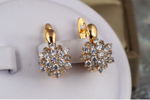 Сережки Xuping Jewelry зимова фантазія 1.5 см золоті