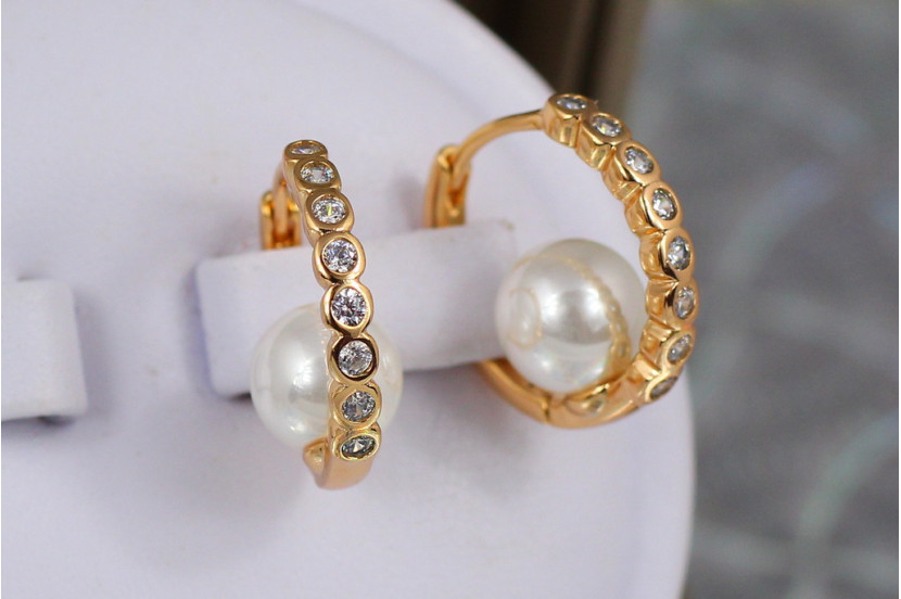 Сережки Xuping Jewelry кільце з перлиною 1.8 см золотисті