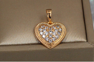 Кулон Xuping Jewelry серце в широкому обрамленні 1.5 см золотистий