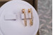 Сережки Xuping Jewelry стріла з камінцями на передній і задній стінці 2.4 см золотисті