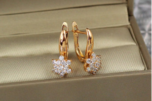 Сережки Xuping Jewelry північна квітка 2 см золоті