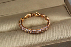 Кільце Xuping Jewelry дві половинки р 18 золотисте